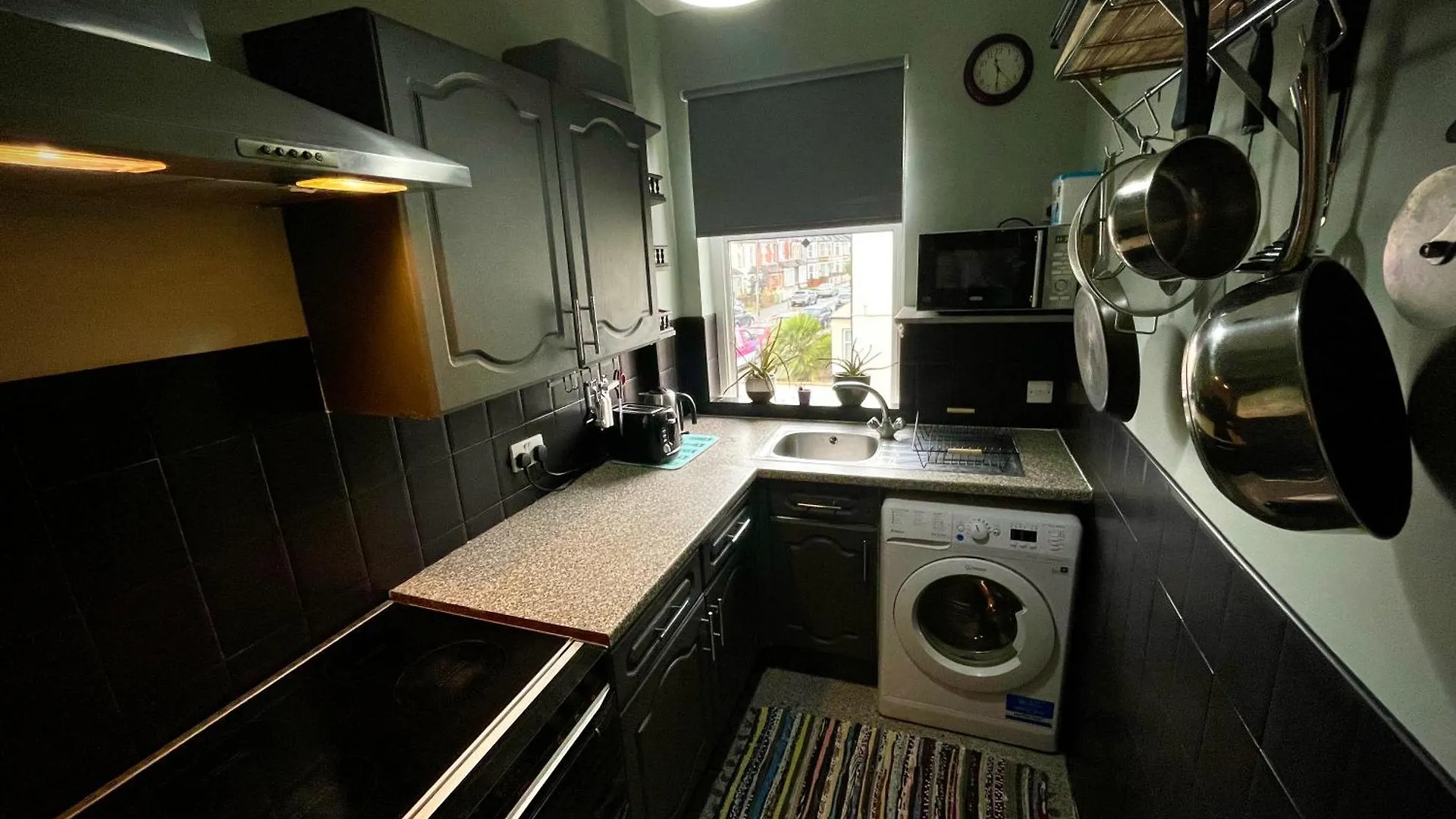 Stylish And Artistic Flat In Southend On Sea Apartment Southend-on-Sea
