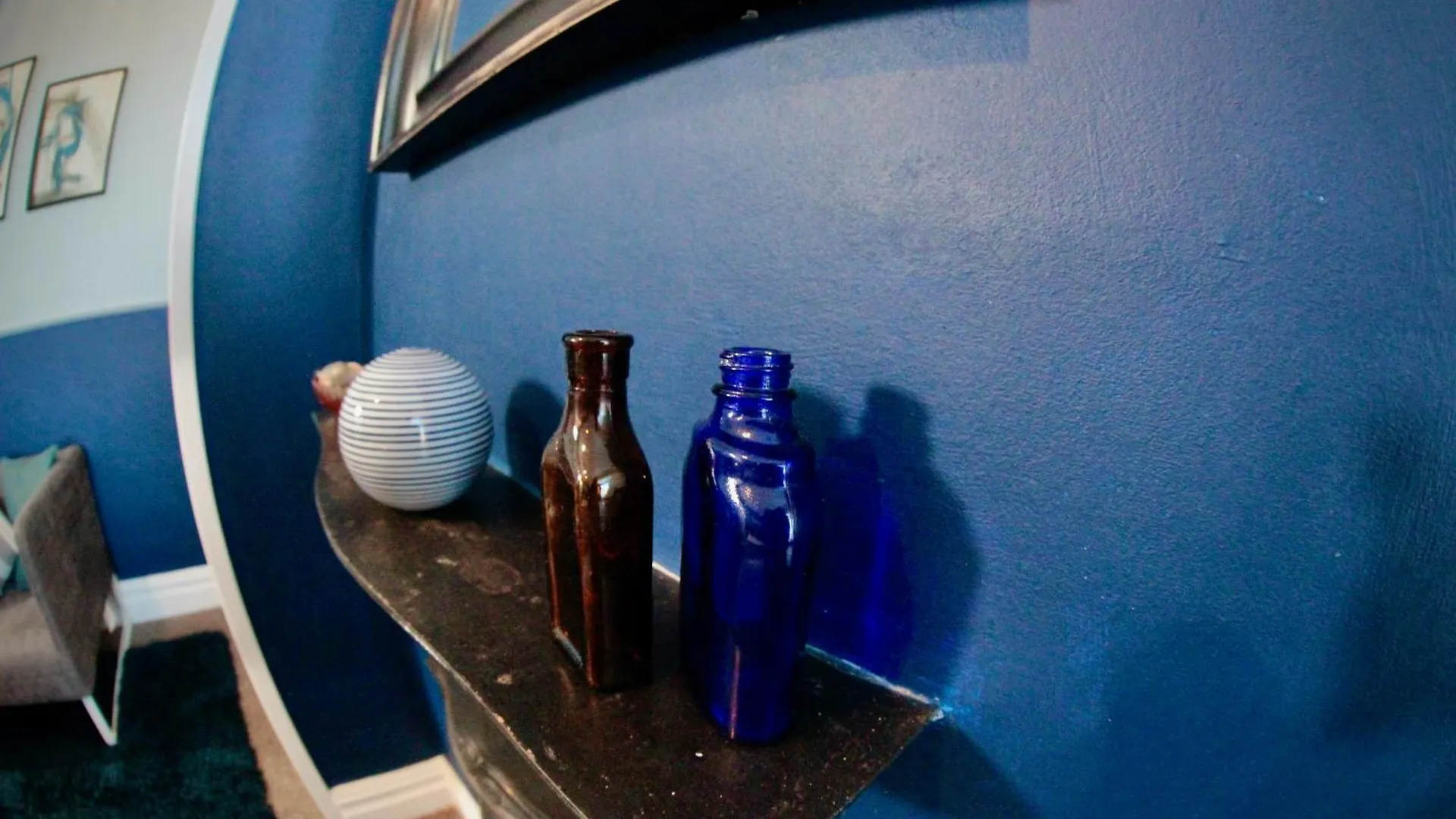 Stylish And Artistic Flat In Southend On Sea Apartment